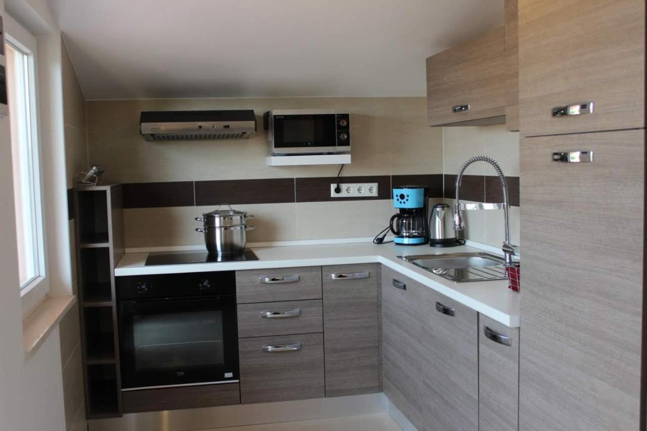 Edensk Vrt Classic!!I Vinkuran Exterior foto